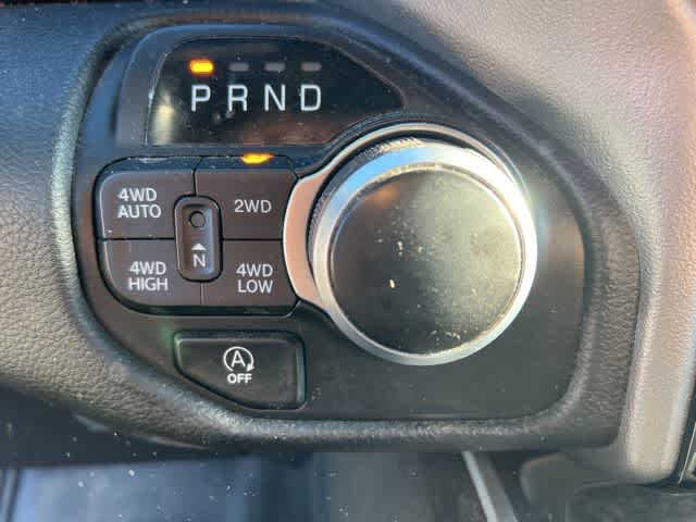 2023 RAM 1500 Big Horn Crew Cab 4x4 5'7' Box