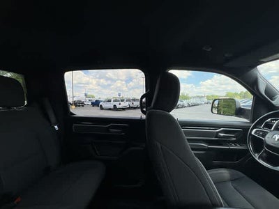 2020 RAM 1500 Big Horn Crew Cab 4x4 5'7' Box
