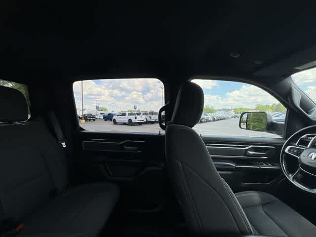 2020 RAM 1500 Big Horn Crew Cab 4x4 5'7' Box