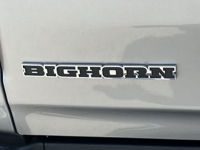 2020 RAM 1500 Big Horn Crew Cab 4x4 5'7' Box