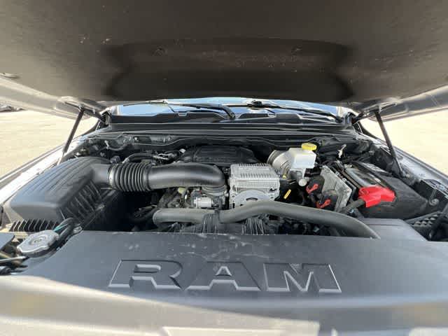 2020 RAM 1500 Big Horn Crew Cab 4x4 5'7' Box