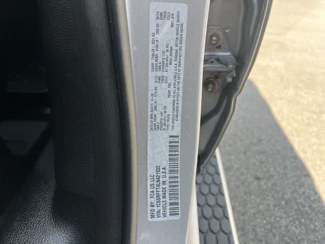 2020 RAM 1500 Big Horn Crew Cab 4x4 5'7' Box