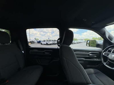 2020 RAM 1500 Big Horn Crew Cab 4x4 5'7' Box