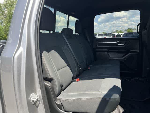 2020 RAM 1500 Big Horn Crew Cab 4x4 5'7' Box
