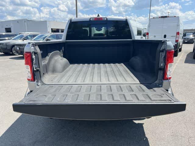 2020 RAM 1500 Big Horn Crew Cab 4x4 5'7' Box