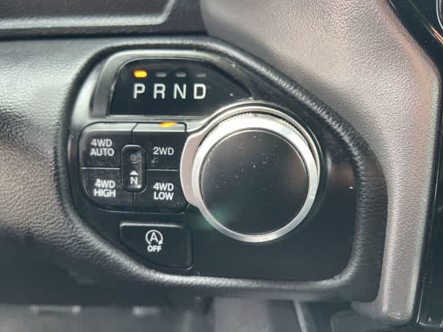 2024 RAM 1500 Big Horn Crew Cab 4x4 5'7' Box