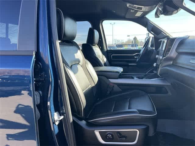 2023 RAM 1500 Laramie Crew Cab 4x4 5'7' Box