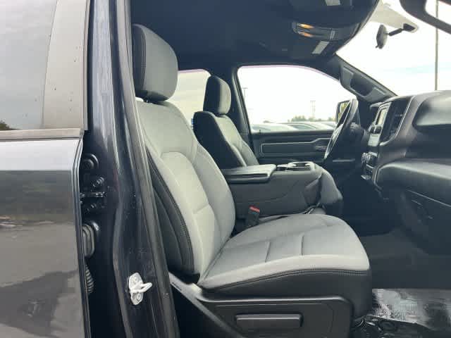 2021 RAM 1500 Big Horn Crew Cab 4x4 6'4' Box