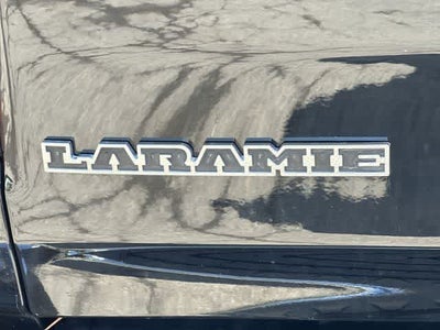 2021 RAM 1500 Laramie Crew Cab 4x4 6'4' Box