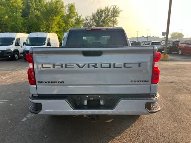 2024 Chevrolet Silverado 1500 4WD Crew Cab Short Bed Custom