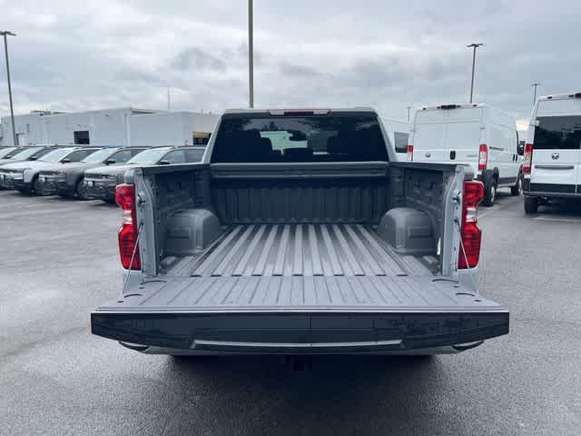 2024 Chevrolet Silverado 1500 4WD Crew Cab Short Bed Custom