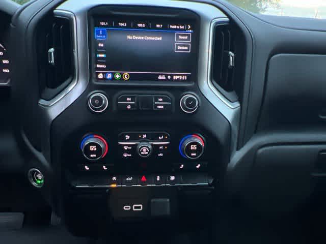2022 Chevrolet Silverado 1500 LTD 4WD Double Cab Standard Bed LT with 2FL