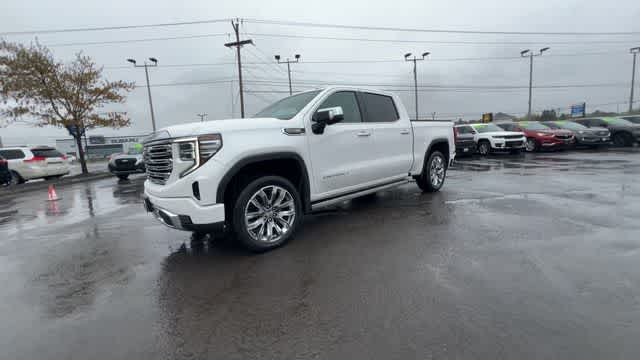 2024 GMC Sierra 1500 4WD Crew Cab Short Box Denali