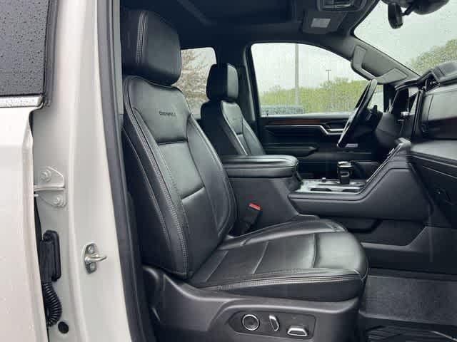 2024 GMC Sierra 1500 4WD Crew Cab Short Box Denali