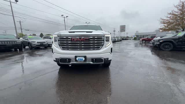 2024 GMC Sierra 1500 4WD Crew Cab Short Box Denali