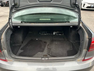 2017 Volkswagen Passat 1.8T R-Line