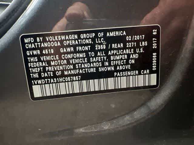 2017 Volkswagen Passat 1.8T R-Line