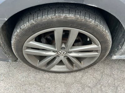2017 Volkswagen Passat 1.8T R-Line