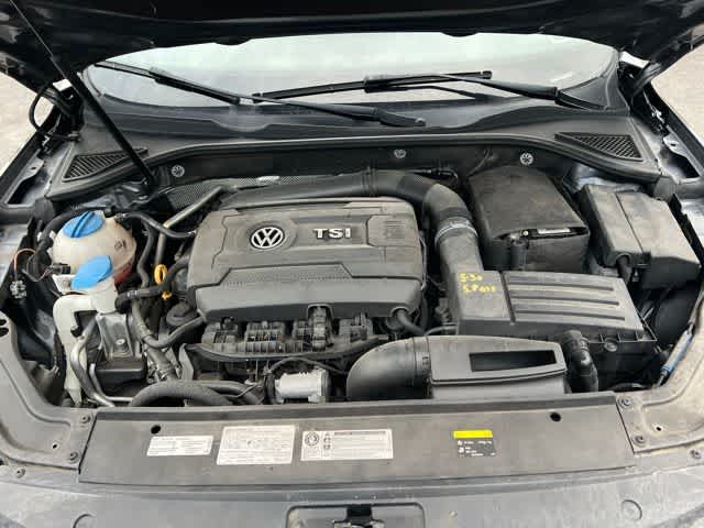2017 Volkswagen Passat 1.8T R-Line
