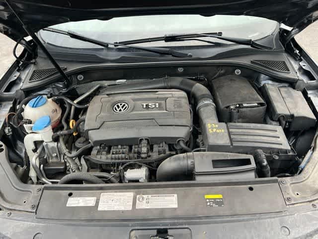 2017 Volkswagen Passat 1.8T R-Line