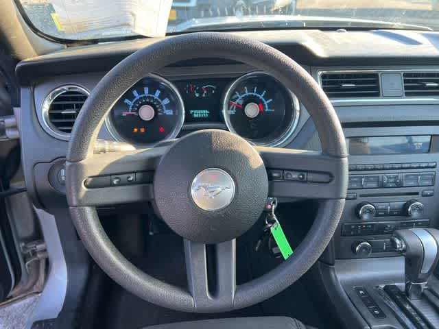 2010 Ford Mustang V6