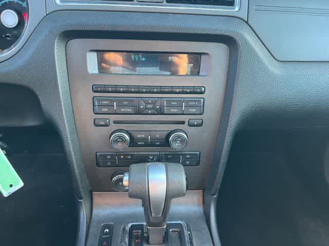 2010 Ford Mustang V6