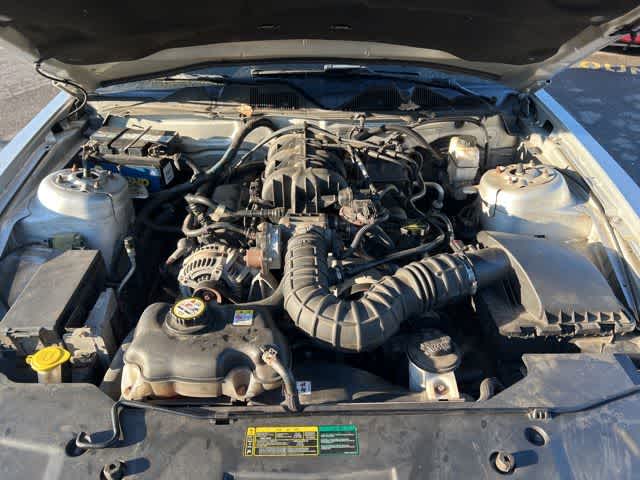 2010 Ford Mustang V6