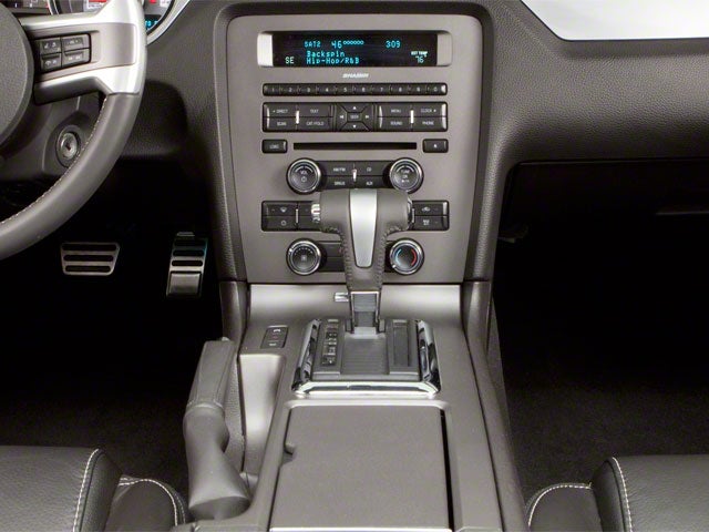 2010 Ford Mustang V6