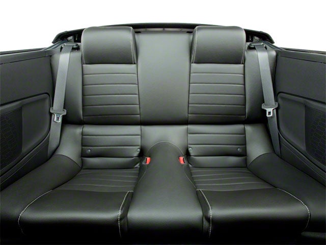2010 Ford Mustang V6