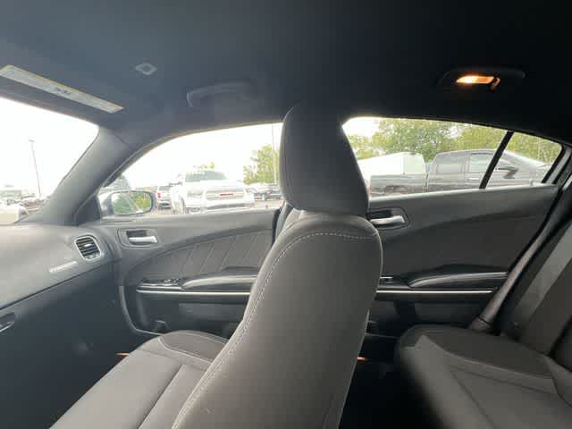 2022 Dodge Charger SXT RWD
