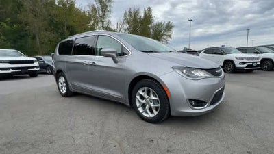 2019 Chrysler Pacifica Touring L Plus