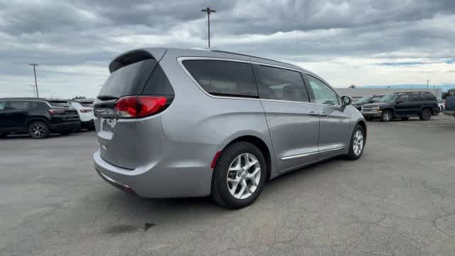 2019 Chrysler Pacifica Touring L Plus