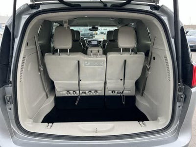 2019 Chrysler Pacifica Touring L Plus