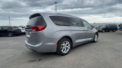 2019 Chrysler Pacifica Touring L Plus