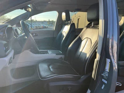 2022 Chrysler Pacifica Hybrid Limited