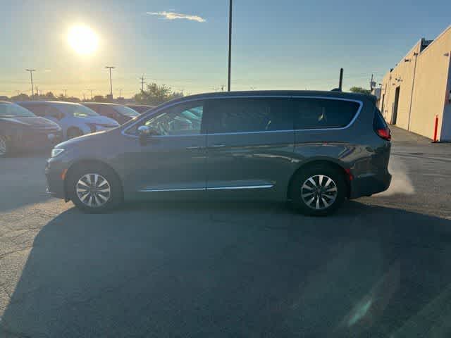 2022 Chrysler Pacifica Hybrid Limited