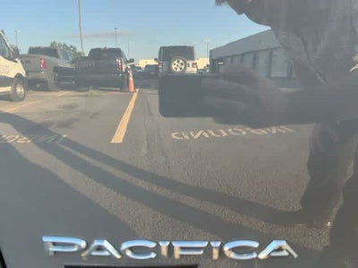 2022 Chrysler Pacifica Hybrid Limited