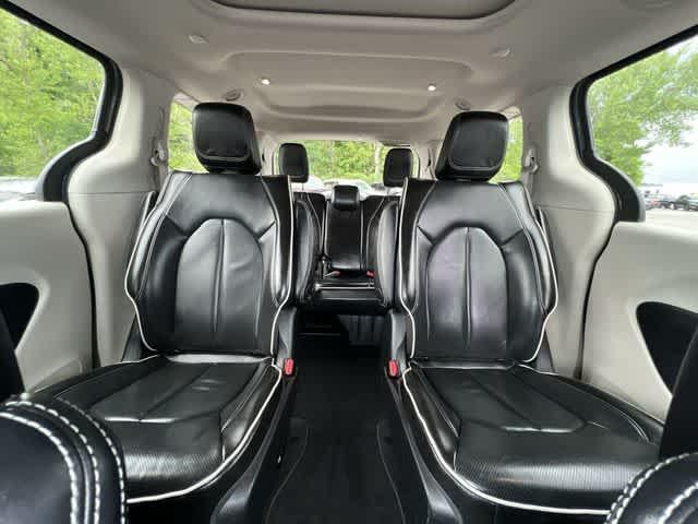 2022 Chrysler Pacifica Hybrid Limited