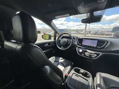 2024 Chrysler Pacifica Touring L AWD