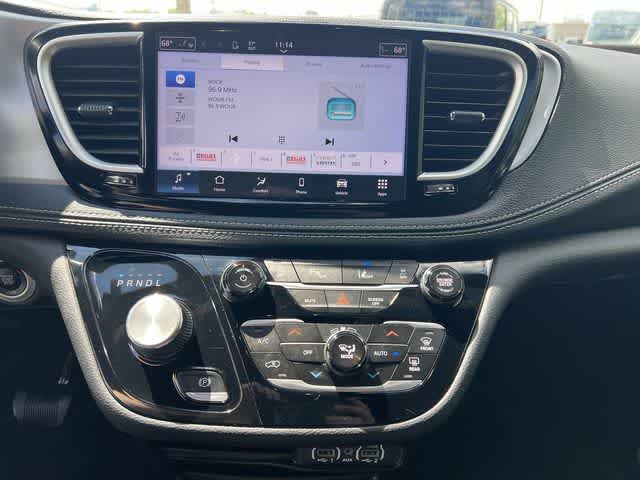2024 Chrysler Pacifica Touring L AWD