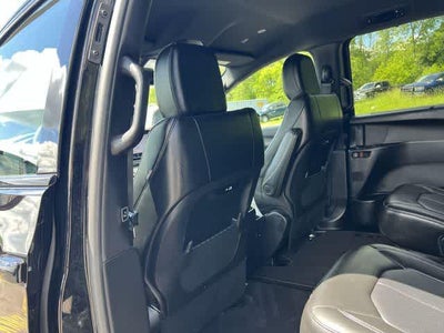 2024 Chrysler Pacifica Touring L AWD