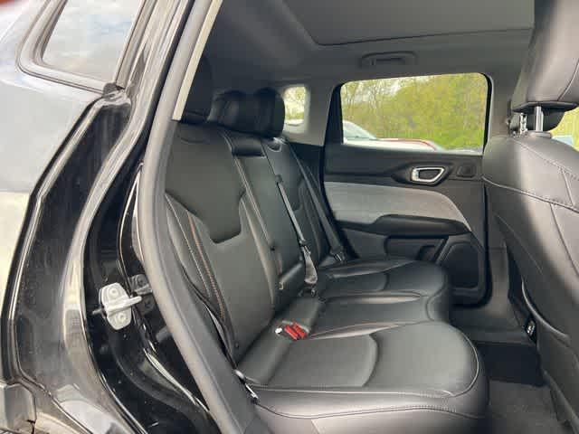 2022 Jeep Compass Latitude Lux 4x4