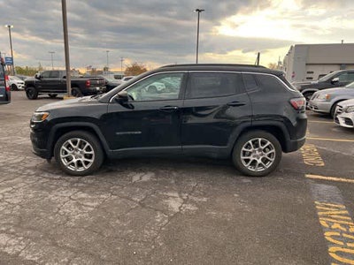 2022 Jeep Compass Latitude Lux 4x4