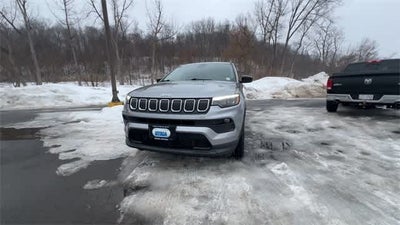 2022 Jeep Compass Latitude Lux 4x4
