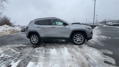 2022 Jeep Compass Latitude Lux 4x4