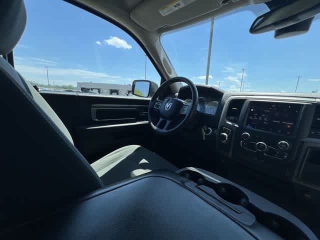 2023 RAM 1500 Classic Tradesman Regular Cab 4x2 8' Box