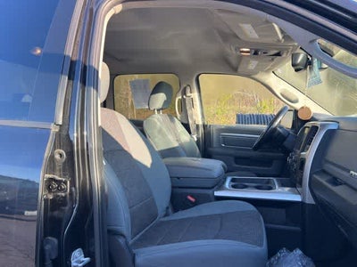 2017 RAM 1500 Big Horn Crew Cab 4x4 5'7' Box