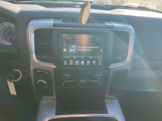 2017 RAM 1500 Big Horn Crew Cab 4x4 5'7' Box