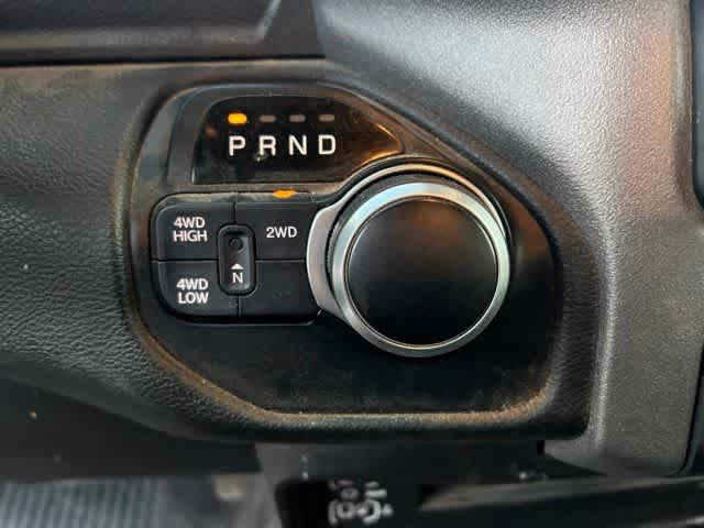 2019 RAM 2500 Tradesman Crew Cab 4x4 6'4' Box