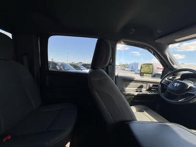 2024 RAM 2500 Tradesman Crew Cab 4x4 6'4' Box